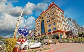 Hk Clarks Inn, Amritsar